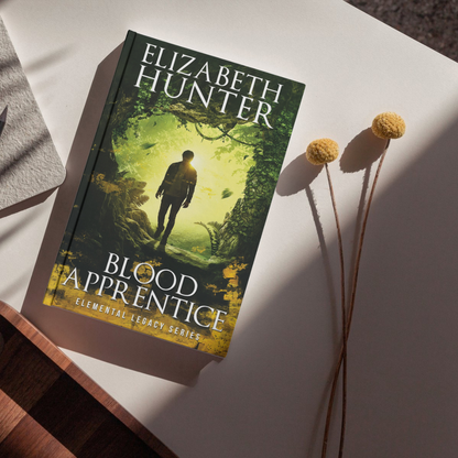 Blood Apprentice: Elemental Legacy Book 2